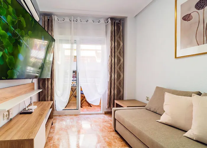 Elen, Direkt Am شقة تورّيفيِخا