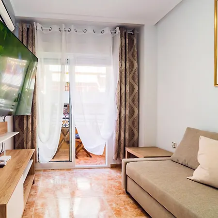Elen, Direkt Am Apartment Torrevieja